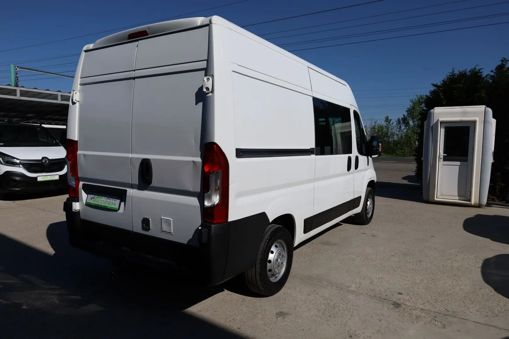 Peugeot Boxer 2.0 130 HP L2H2 cu 7 locuri
