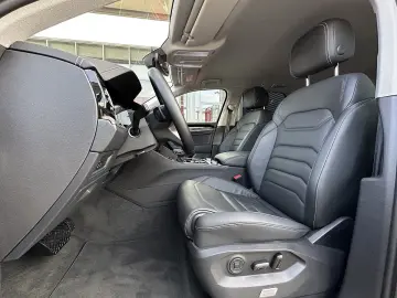 Touareg 4Motion V6 TDI SCR 4Me Aut. Luftfahrw...