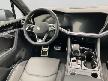 Touareg 3.0 TSI 4M R-LINE BLACK