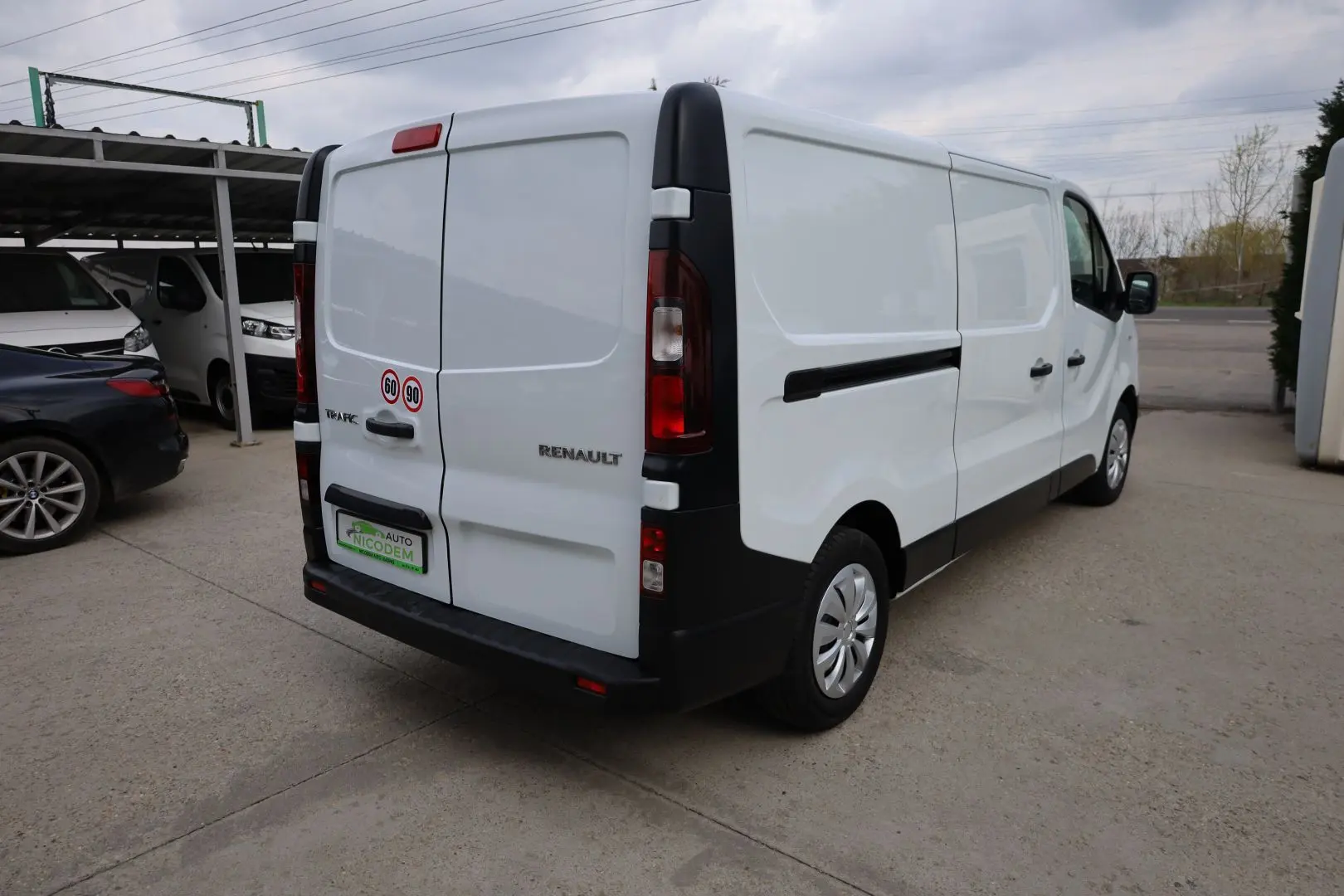 Renault Trafic L2H1 2.0D 120CP