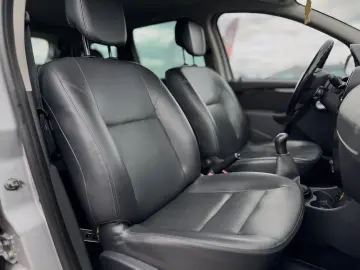 Dacia Duster – 2011