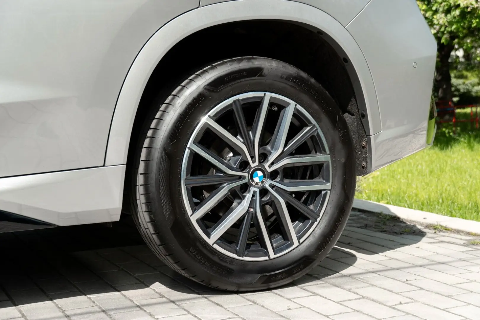 X1 xDrive20d M SPORT