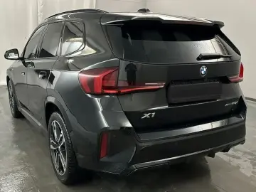 X1 Baureihe X1 23 d xDrive M Sport