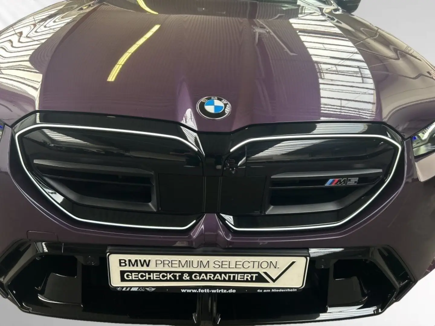 M5 Limousine  € 1.190 Zubehörbonus M Driver'sPac