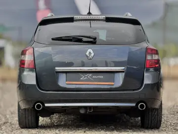 Renault Laguna 3 – 4Control – 2012