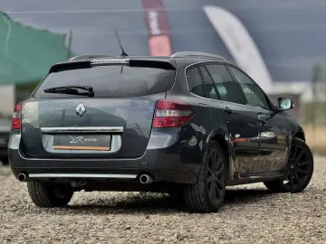 Renault Laguna 3 – 4Control – 2012