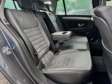 Renault Laguna 3 – 4Control – 2012