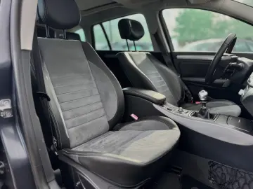 Renault Laguna 3 – 4Control – 2012