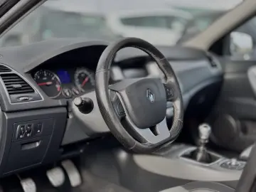 Renault Laguna 3 – 4Control – 2012