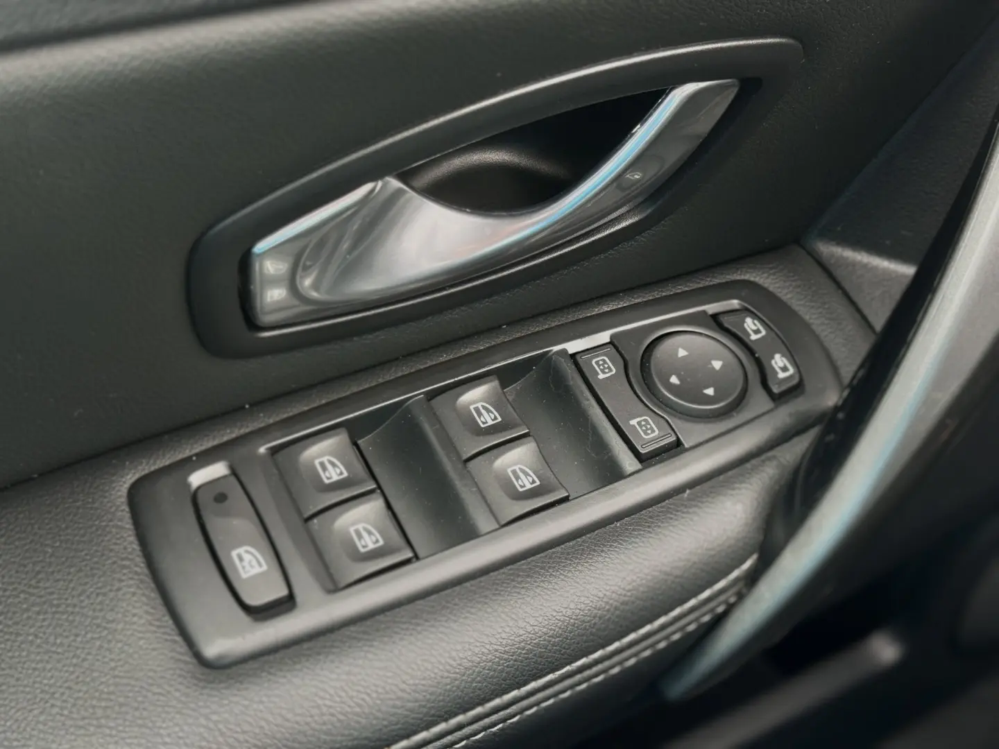 Renault Laguna 3 – 4Control – 2012