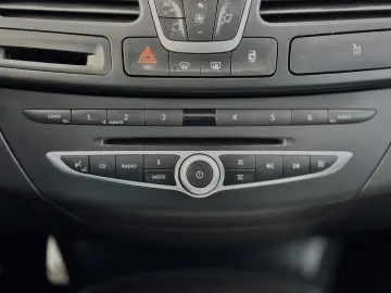Renault Laguna 3 – 4Control – 2012