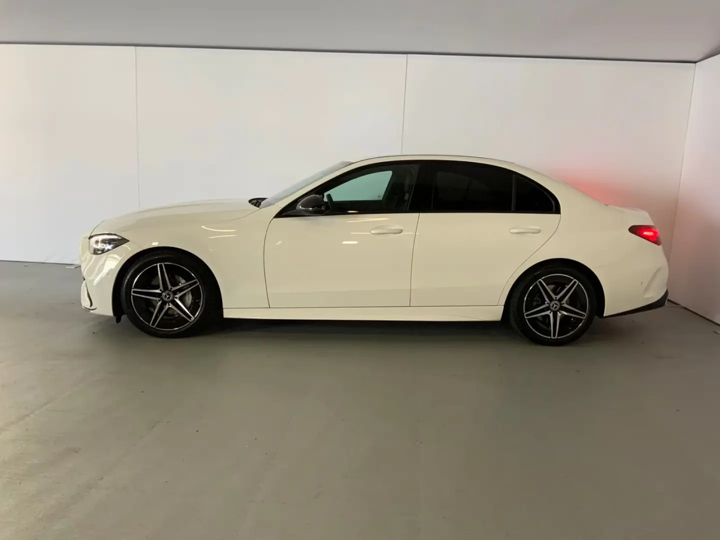 Mercedes-Benz C 200 AMG Night Sound DIGITAL LIGHT