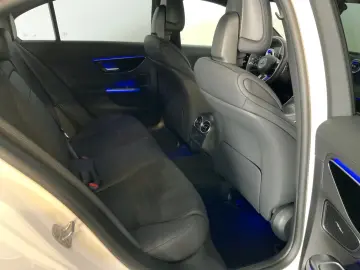 Mercedes-Benz C 200 AMG Night Sound DIGITAL LIGHT