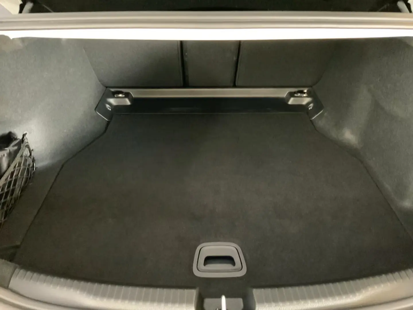 Mercedes-Benz C 200 AMG Night Sound DIGITAL LIGHT