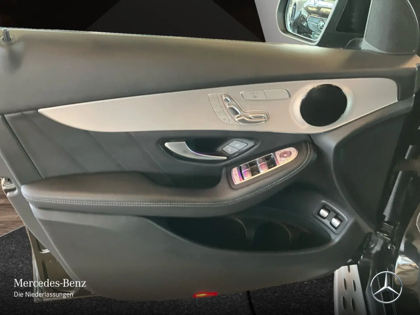 GLC 300e 4M COUPE AMG