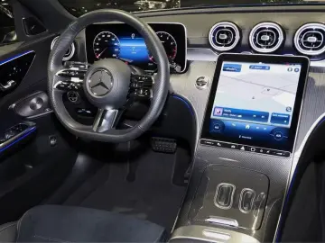 Mercedes-Benz C 180 EDIȚIE AMG NIGHT BURMESTER 360