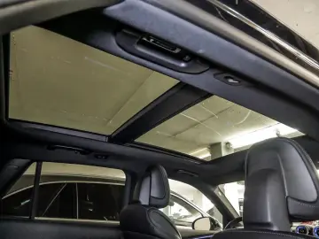 GLC 200 4M   AMG SPUR PANO AHK KAMERA PDC SHZ