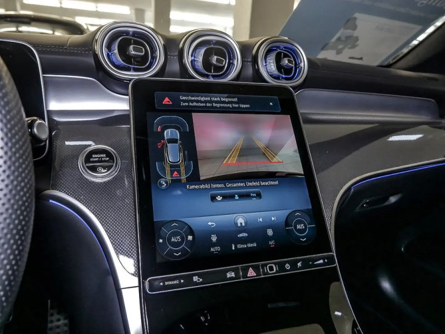 GLC 200 4M   AMG SPUR PANO AHK KAMERA PDC SHZ