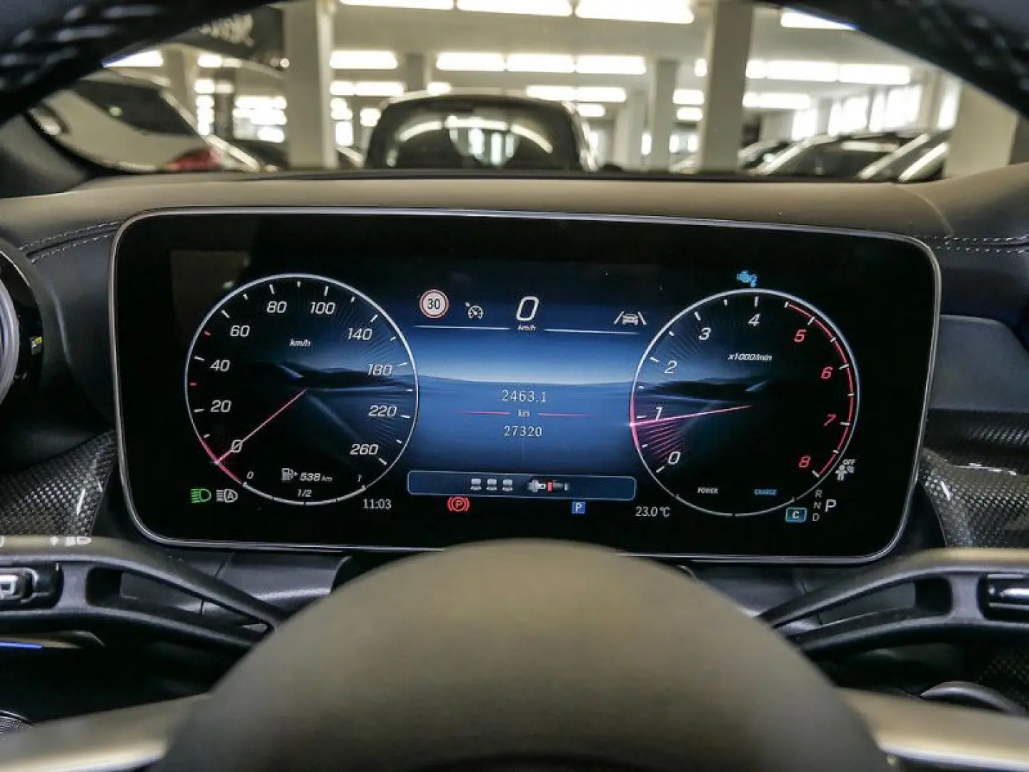 GLC 200 4M   AMG SPUR PANO AHK KAMERA PDC SHZ