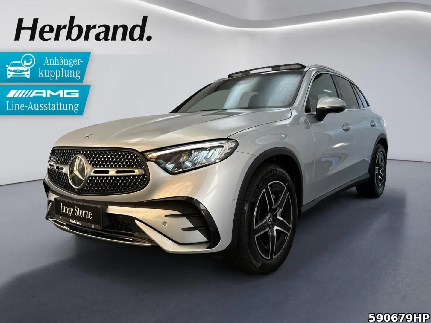 GLC 200 4M AMG Pano Memory AHK Ambiente CarPlay