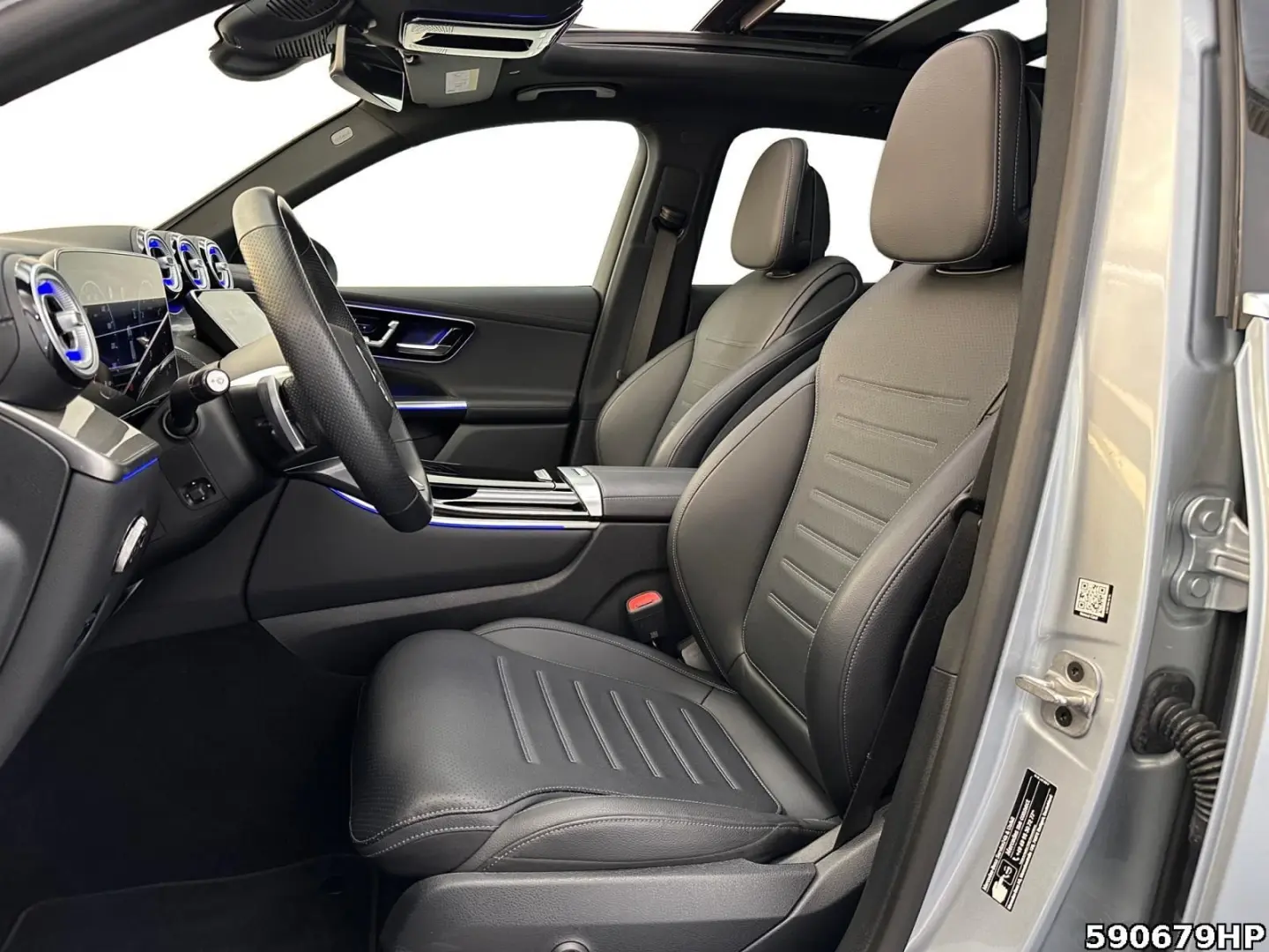 GLC 200 4M AMG Pano Memory AHK Ambiente CarPlay