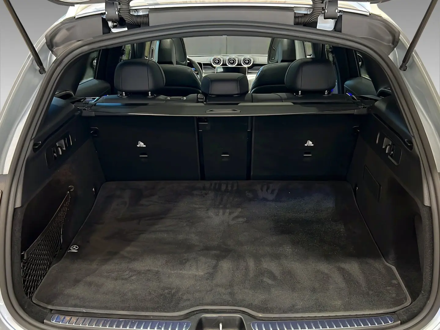 GLC 200 4M AMG MBUX Pano Memo Kamera LrHz AHK