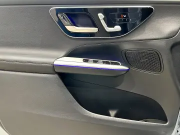 GLC 200 4M AMG MBUX Pano Memo Kamera LrHz AHK