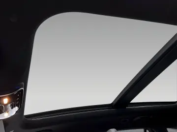 GLC 200 4M AMG MBUX Pano Memo Kamera LrHz AHK