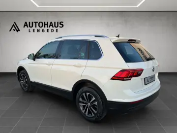 Tiguan 2.0 TDI DSG 4M  PANO  AHK  DIGITAL  17 LM