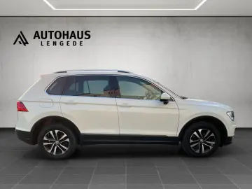 Tiguan 2.0 TDI DSG 4M  PANO  AHK  DIGITAL  17 LM