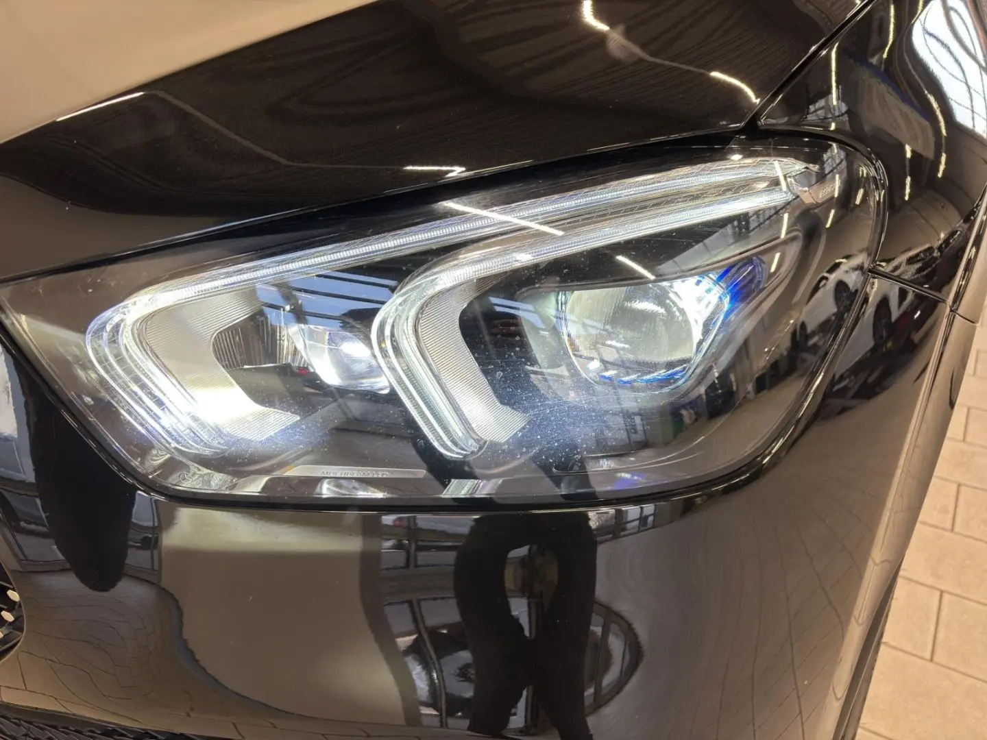 GLE 450 4M AMG NIGHT AHK PANO AIRM DIST BUR 360