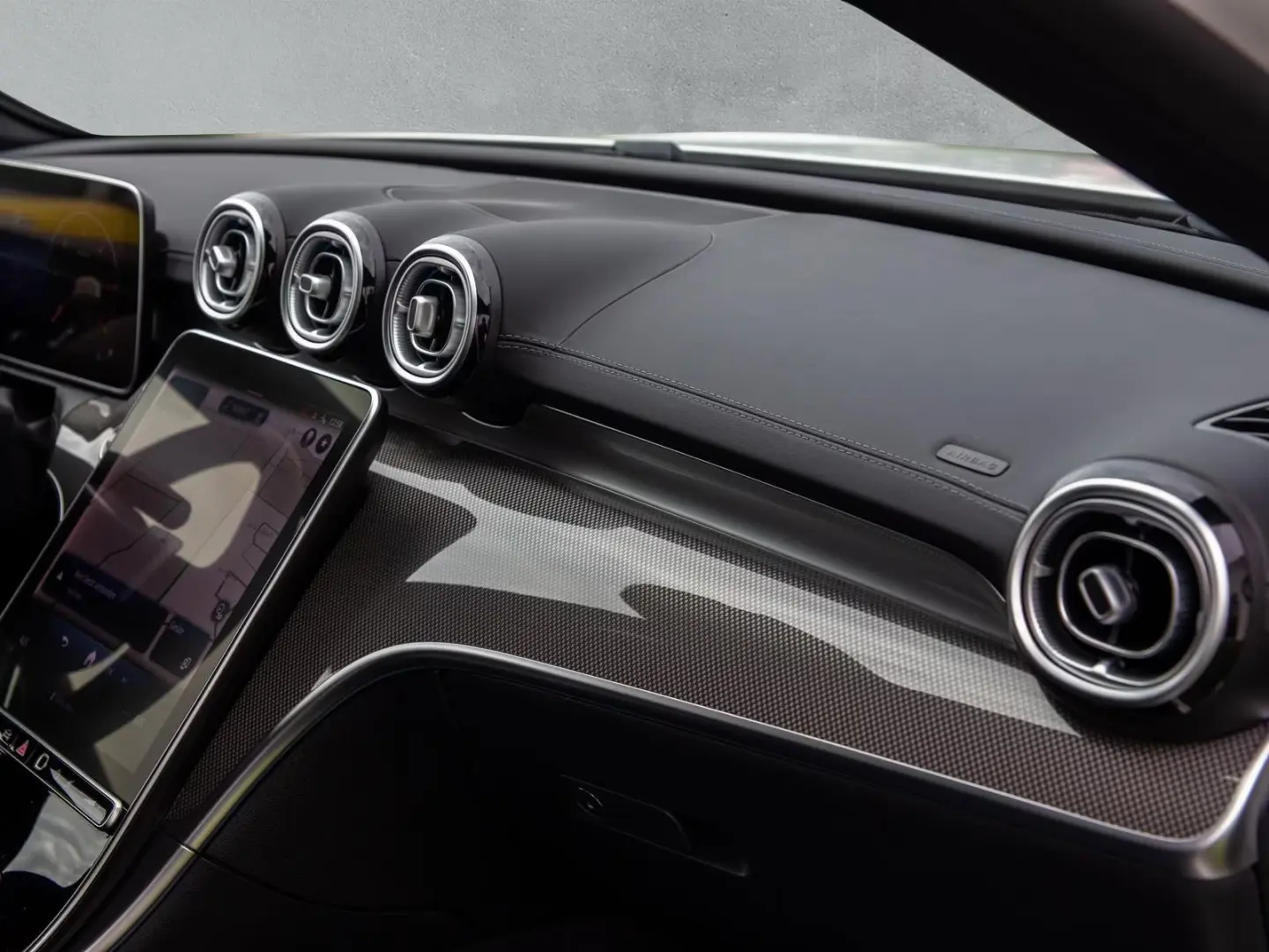 Mercedes-Benz C 220 d Limuzină Ediție AMG-Line MBUX