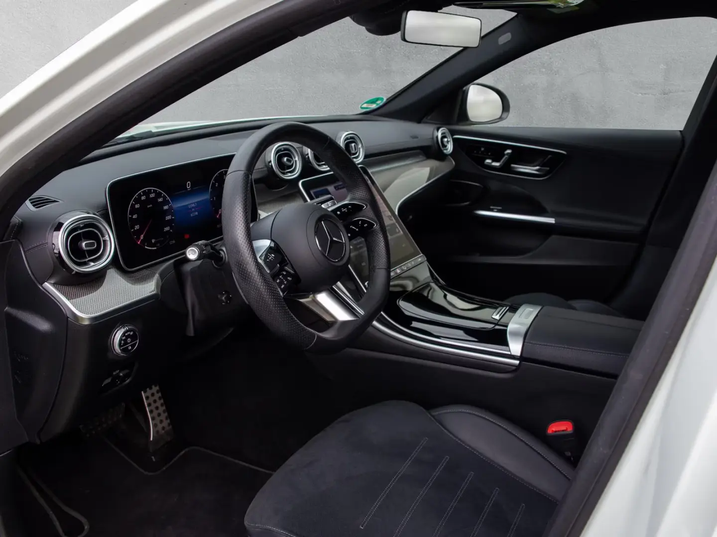 Mercedes-Benz C 220 d Limuzină Ediție AMG-Line MBUX