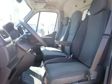 Renault Master L2H2 2.3 DCI 135 HP