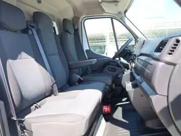 Renault Master L2H2 2.3 DCI 135 HP