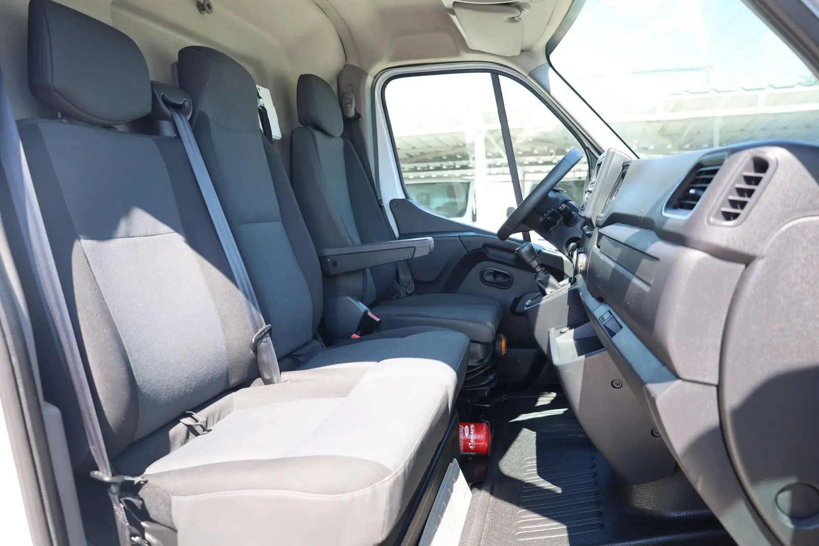 Renault Master L2H2 2.3 DCI 135 HP