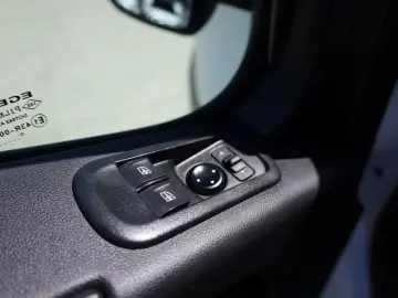 Renault Master L2H2 2.3 DCI 135 HP