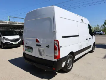 Renault Master L2H2 2.3 DCI 135 HP