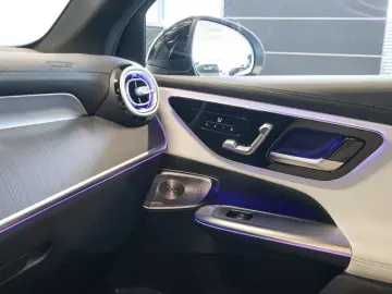 GLC 200 4M AMG Sport Advanced  Distr. LED Navi K