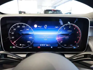 GLC 200 4M AMG Sport Advanced  Distr. LED Navi K