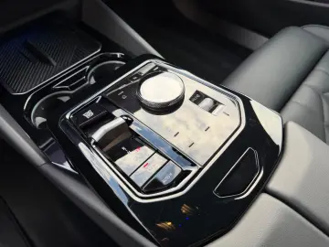 520i Lim M Sport   LED   ACC   LEDER   KAMERA