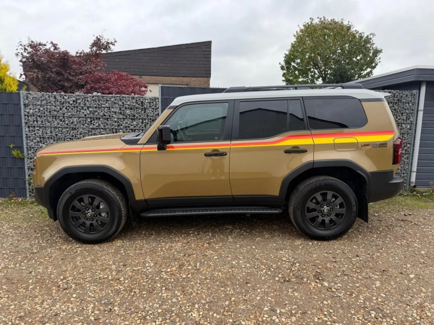 Land Cruiser 2.8 D-4D AT 5-S First Edition Pano