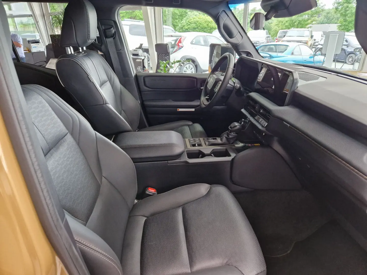 Land Cruiser 2 8 First Edition AHK