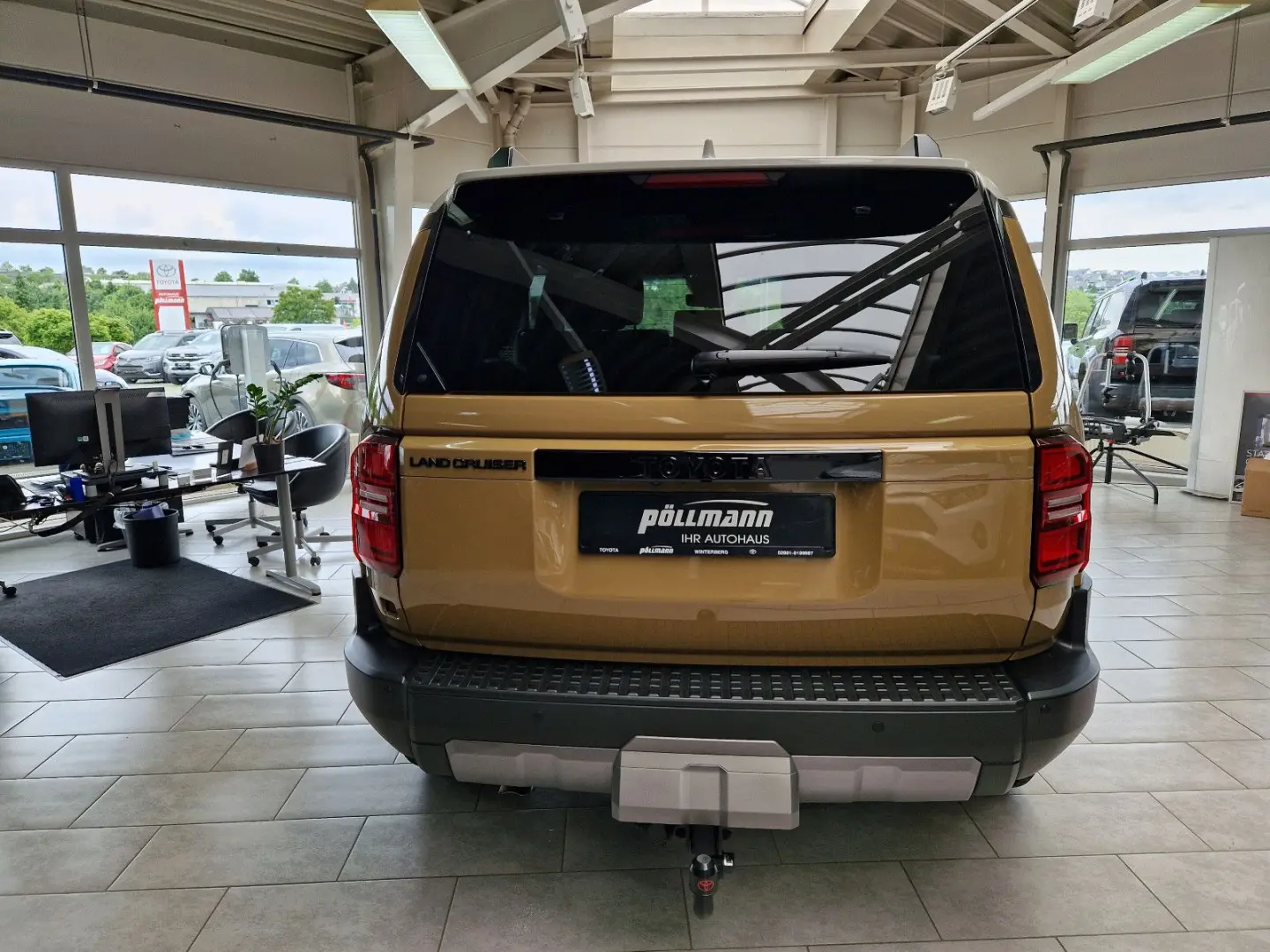 Land Cruiser 2 8 First Edition AHK