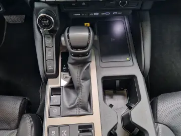 Land Cruiser 2 8 First Edition AHK