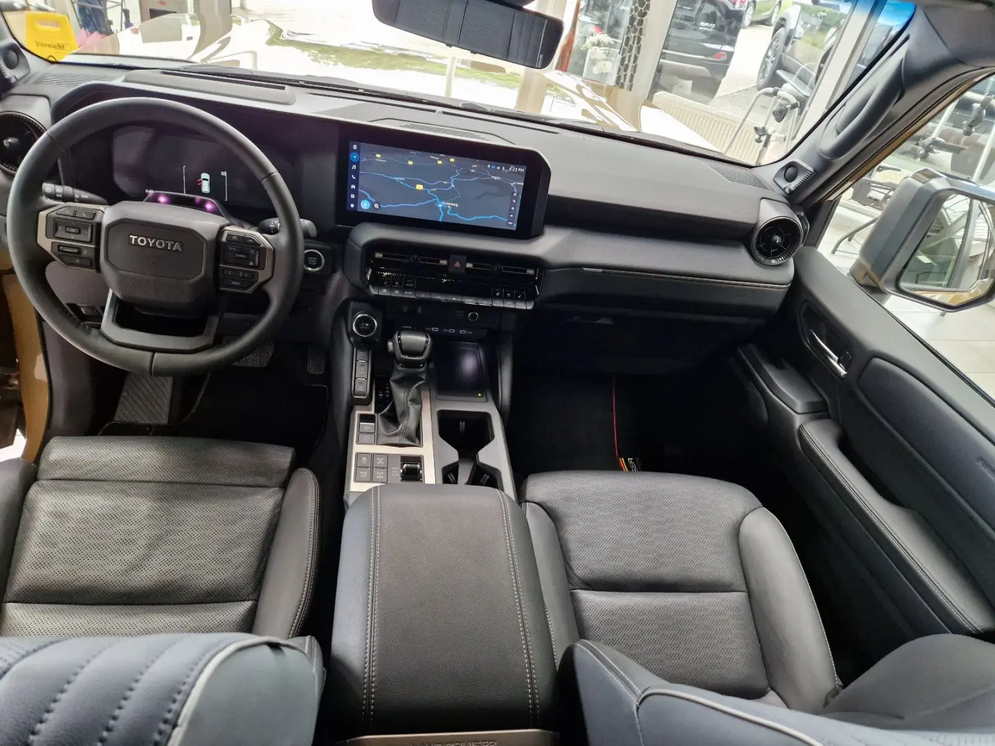 Land Cruiser 2 8 First Edition AHK