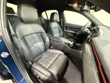 520 i M Sport LED AHK Shadow H&K 360  Carbon