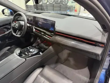 520 i M Sport LED AHK Shadow H&K 360  Carbon