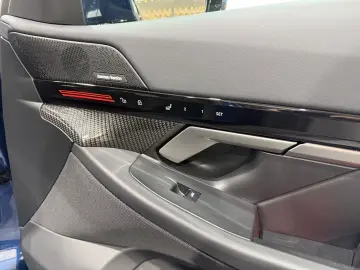 520 i M Sport LED AHK Shadow H&K 360  Carbon