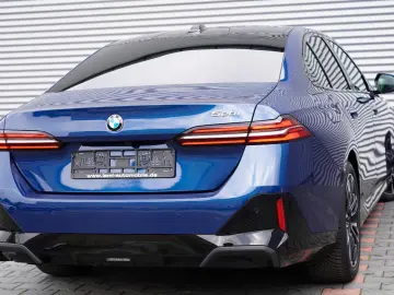 520i M Sport PANO HUD 360 MEMO H&K CARBON AHK